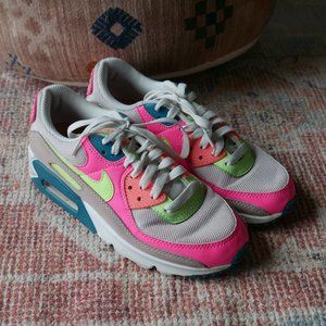 Women's Nike Air Max 90
